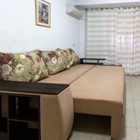 Three Bedroom On Almudena Apartamento