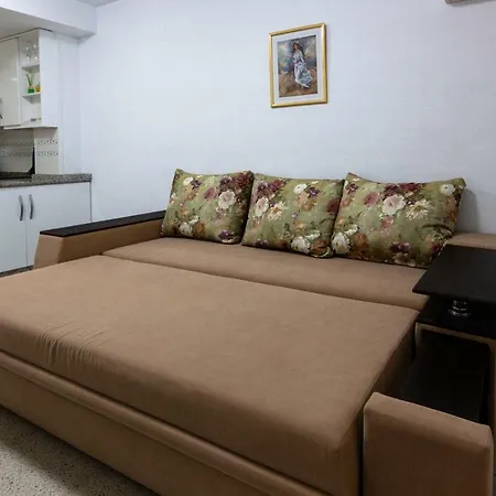 Three Bedroom On Almudena *